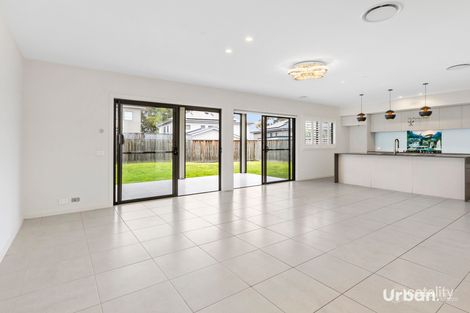Property photo of 10 Koonara Grange Gledswood Hills NSW 2557