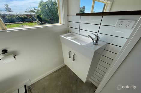 Property photo of 15 Clarke Street Young NSW 2594
