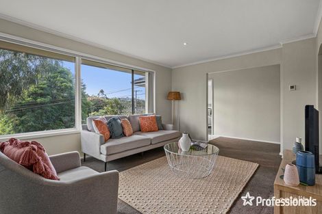 Property photo of 20 Greenslopes Drive Mooroolbark VIC 3138