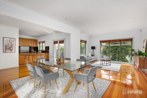 Property photo of 2 Peppermint Walk South Morang VIC 3752