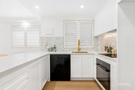 Property photo of 2/19 Redman Road Dee Why NSW 2099