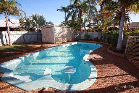 17 White Ct, Baynton, WA 6714