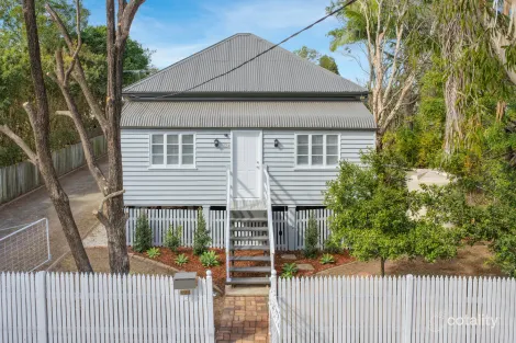 Property photo of 124 Thorn Street Ipswich QLD 4305