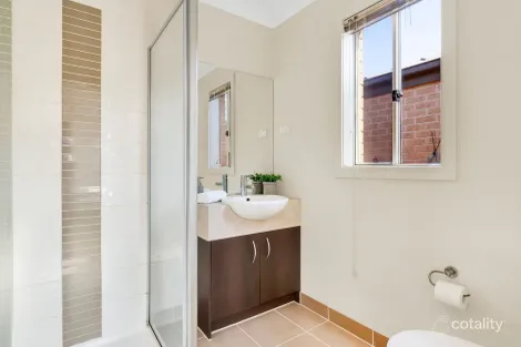 Property photo of 8 Claire Way Tarneit VIC 3029