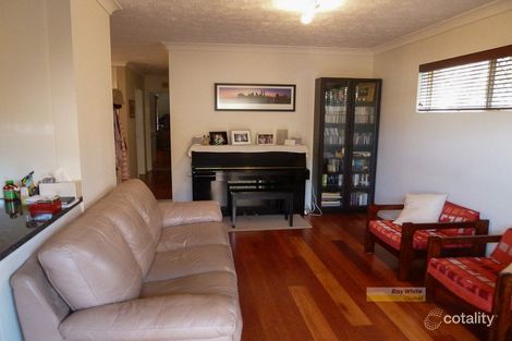 Property photo of 2/18 Alma Road Clayfield QLD 4011