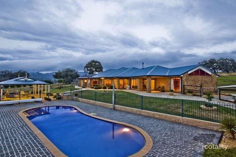 4 Arena Pl, Royalla, NSW 2620