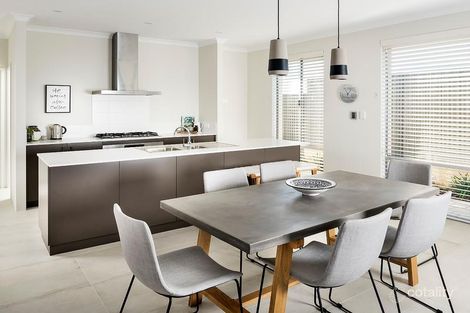 Property photo of 6 McIntyre Street Midvale WA 6056