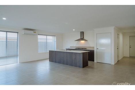 Property photo of 12 Medalist Terrace Yanchep WA 6035