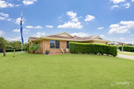 Property photo of 1 Reef Close Port Macquarie NSW 2444