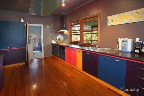 Property photo of 11 Barnham Street Wynnum QLD 4178