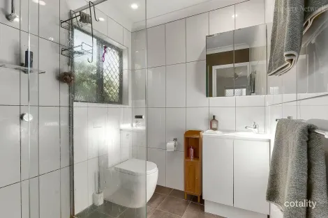 Property photo of 2/404 Upper Cornwall Street Coorparoo QLD 4151
