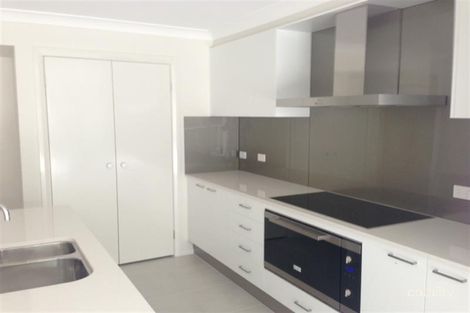 Property photo of 10 Bryant Way Kahibah NSW 2290