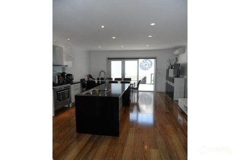 Property photo of 2/27 Hampton Road Essendon West VIC 3040