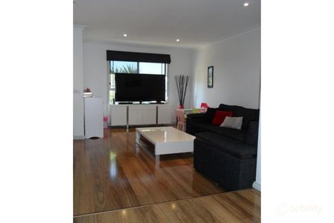 Property photo of 2/27 Hampton Road Essendon West VIC 3040