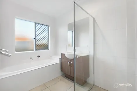 Property photo of 28B Grove Boulevard Mooloolah Valley QLD 4553