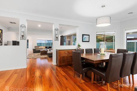 Property photo of 4 Mickleton Grove Point Cook VIC 3030