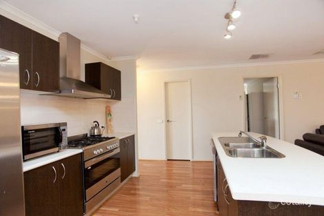 Property photo of 2 Spike Close South Morang VIC 3752