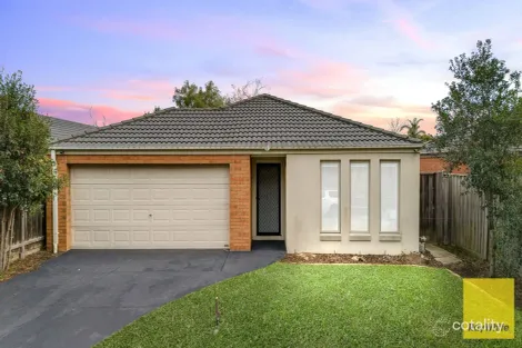 Property photo of 9 Birdsong Glade Tarneit VIC 3029