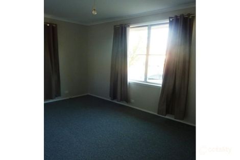 Property photo of 4 Mann Street Wodonga VIC 3690
