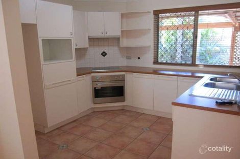 Property photo of 34 Blue Grass Crescent Eight Mile Plains QLD 4113