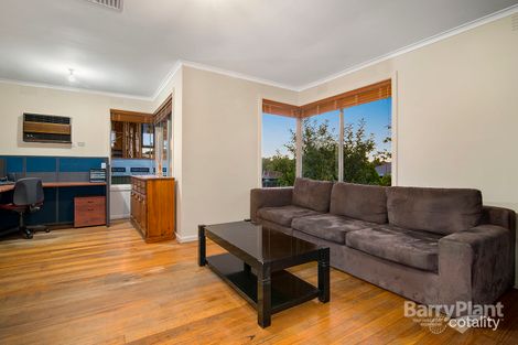 Property photo of 10 Lea Crescent Bundoora VIC 3083