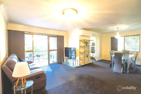 Property photo of 7/66 Surf Parade Broadbeach QLD 4218