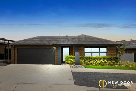 Property photo of 8 Harold Blair Crescent Moncrieff ACT 2914