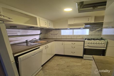 Property photo of 304/19 Judbooley Parade Windang NSW 2528