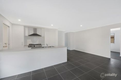 28 Baronet Pl, Pallara, QLD 4110