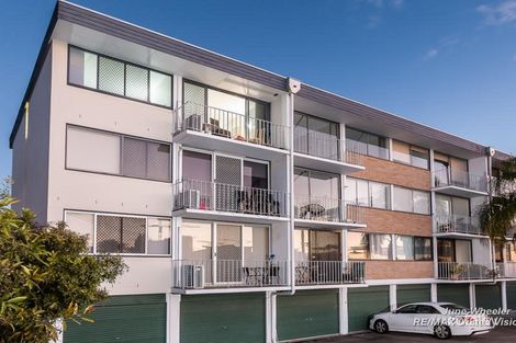 Property photo of 9/223 Cavendish Road Coorparoo QLD 4151