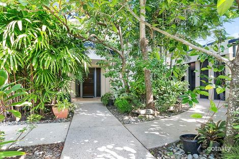 Property photo of 103 Callaghan Street Mooroobool QLD 4870