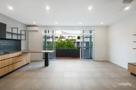 Property photo of 4/48 Chermside Street Teneriffe QLD 4005