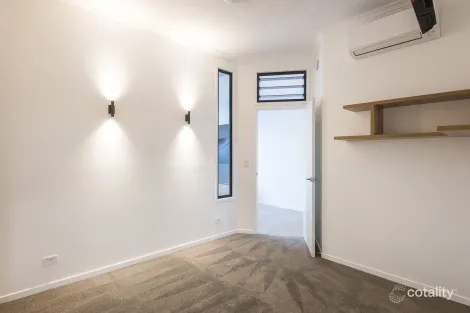 Property photo of 4/48 Chermside Street Teneriffe QLD 4005