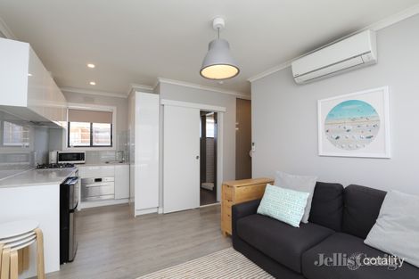 Property photo of 22/82-84 Beaconsfield Parade Albert Park VIC 3206