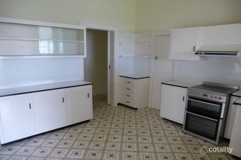 Property photo of 21 Victoria Road Clare SA 5453