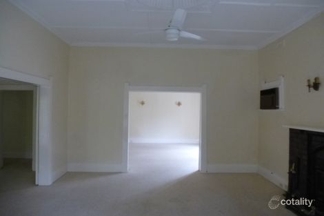 Property photo of 21 Victoria Road Clare SA 5453
