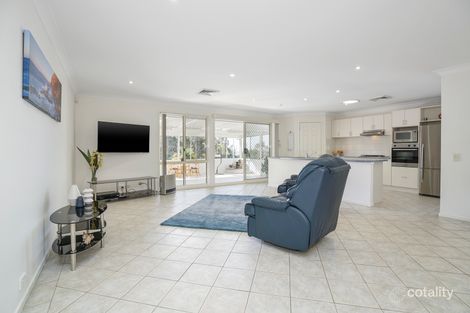 Property photo of 16 Faulkland Crescent Maryland NSW 2287