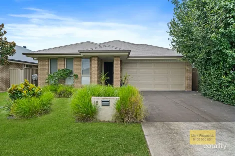 Property photo of 8 Denton Road Spring Farm NSW 2570