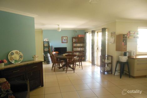 Property photo of 10 Amies Street Beachmere QLD 4510