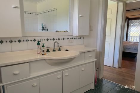 Property photo of 56 Bayview Crescent Taree NSW 2430