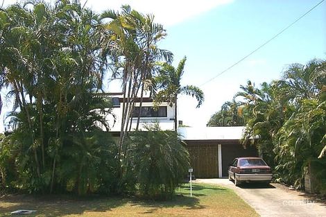 34 Tamarind St, Holloways Beach, QLD 4878
