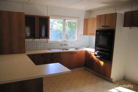 Property photo of 7 Mulsanne Street Holland Park West QLD 4121