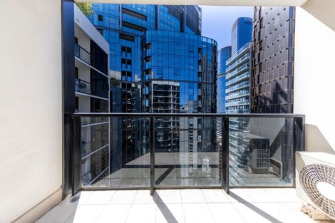 2712/33 Mackenzie St, Melbourne, VIC 3000
