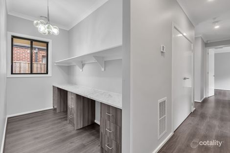 Property photo of 17 Allspice Street Manor Lakes VIC 3024