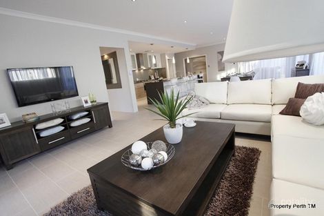 Property photo of 8 Topsail Loop Alkimos WA 6038