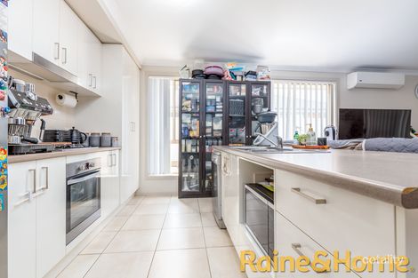 Property photo of 16 Severn Circle Dubbo NSW 2830