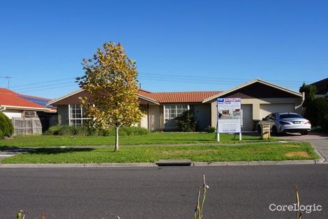 18 Salamander Dr, Taylors Lakes, VIC 3038