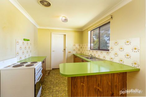 Property photo of 16 Maxime Place Orange NSW 2800