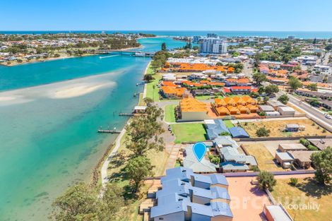 2/4 Soldiers Cove Tce, Dudley Park, WA 6210