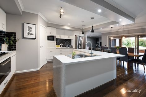 Property photo of 45 Highland Way Maiden Gully VIC 3551
